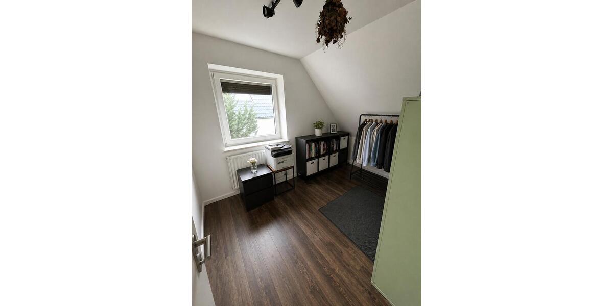 Dachgeschoßwohnung Schwentinental Klausdorf - 4 Zimmer, 115 m&sup2;, 1.920&euro; | Angebot:26342012
