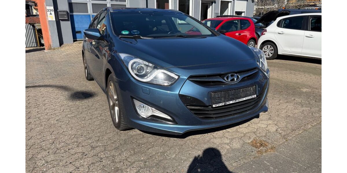 Hyundai i40 279.000 km 5.980 &euro; Kiel 24109