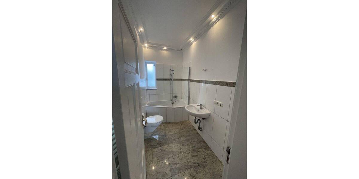 Etagenwohnung Kiel-Friedrichsort Pries - 4 Zimmer, 95 m&sup2;, 370.000&euro; | Angebot:26891851