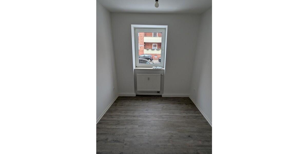 Modernisierte 3,5 Zi.Whg. in Kiel-Brunswik zu Februar 2026 3.5 zimmer