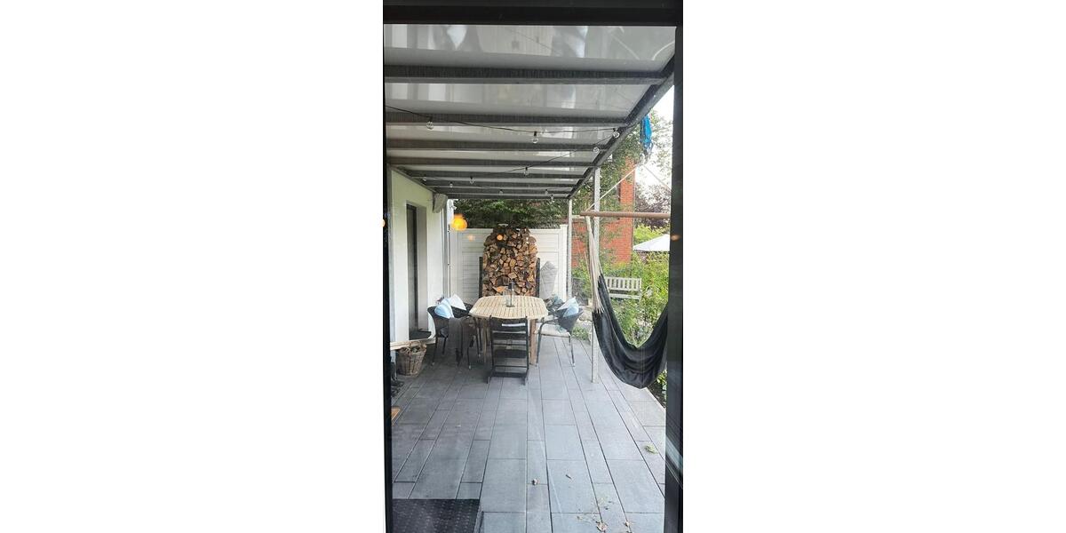 Luxus Souterrainwohnung 122m² mit Terrasse, EBK, Kamin, Garten 2 zimmer