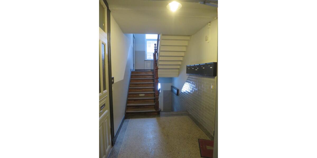 schöne 2 zimmer WHG.im Altbau 2 zimmer