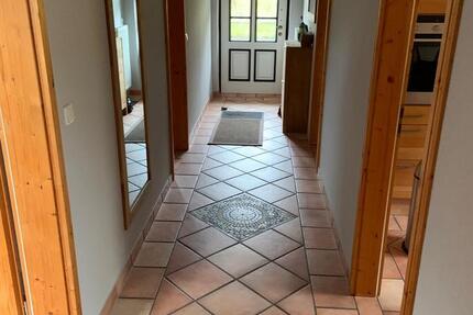 Wohnung Kiel Elmschenhagen - 3 Zimmer, 115 m&sup2;, 1.250&euro; | Angebot:26137368