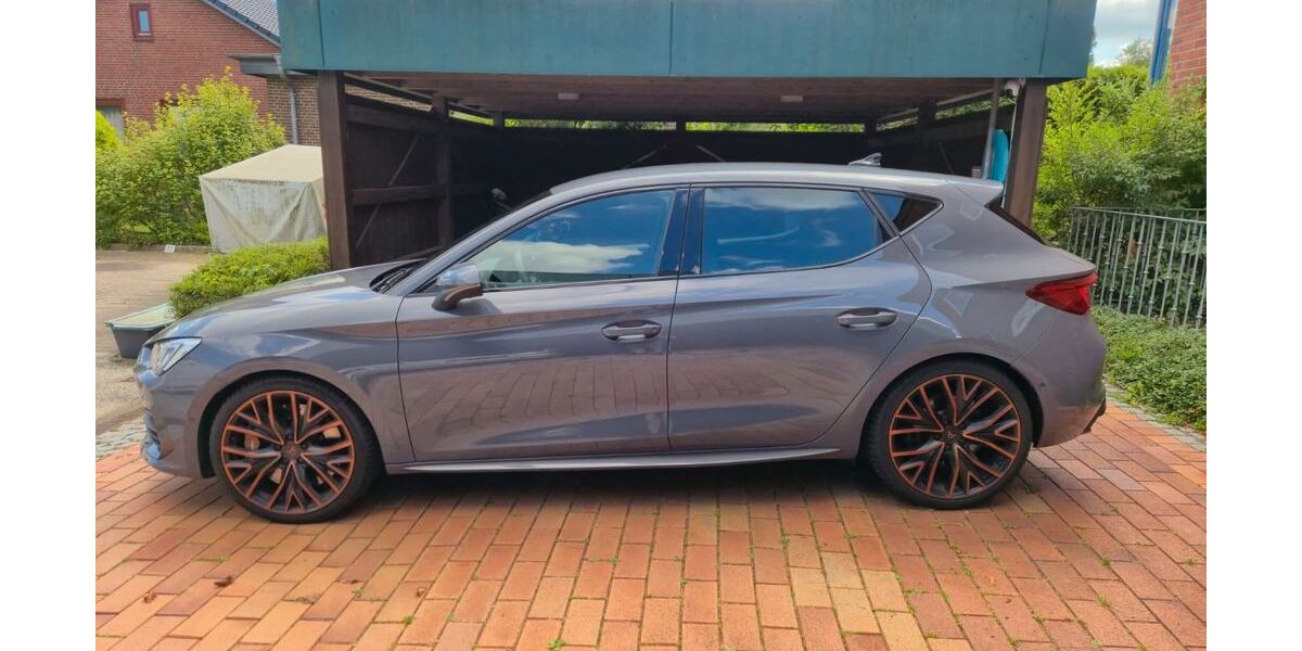 Cupra Leon 33.000 km 29.900 &euro; Kiel 24111