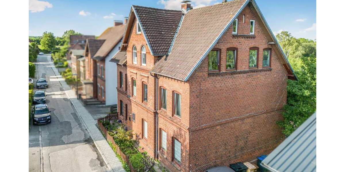 Haus zum Kaufen in Kiel 585.000 € 300 m² 13 zimmer