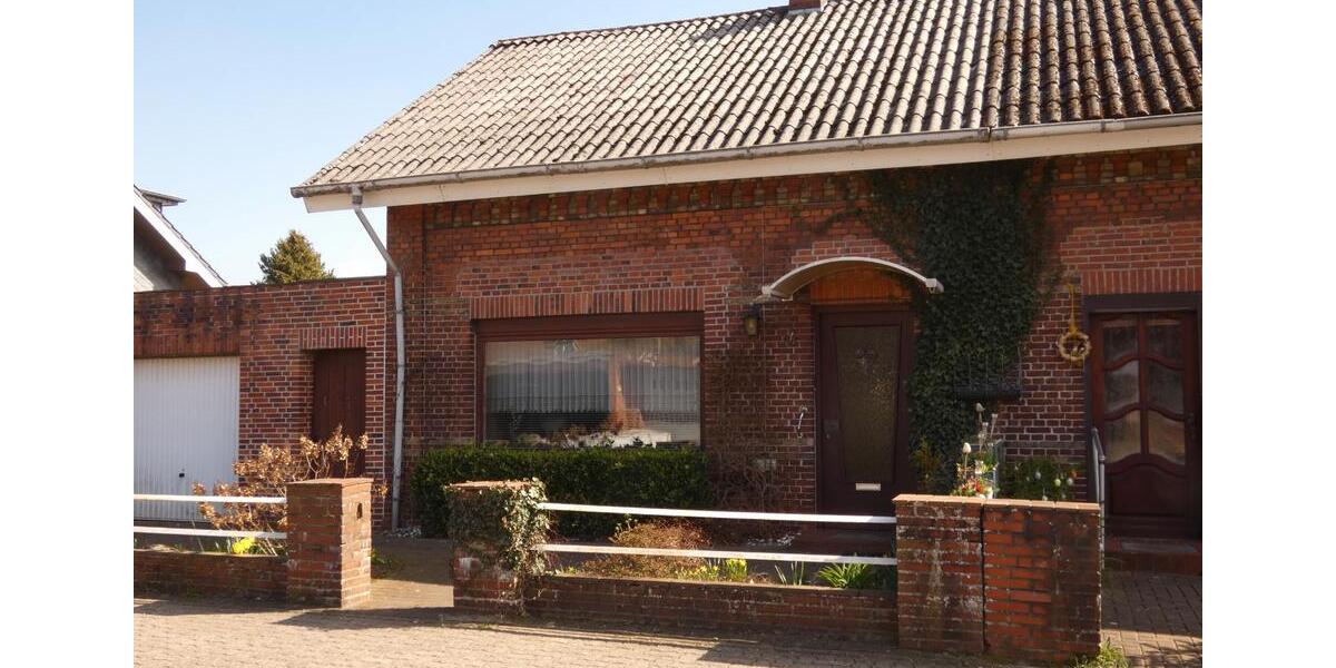 Doppelhaushälfte Schülldorf - 150.000&euro; | Angebot:26824121