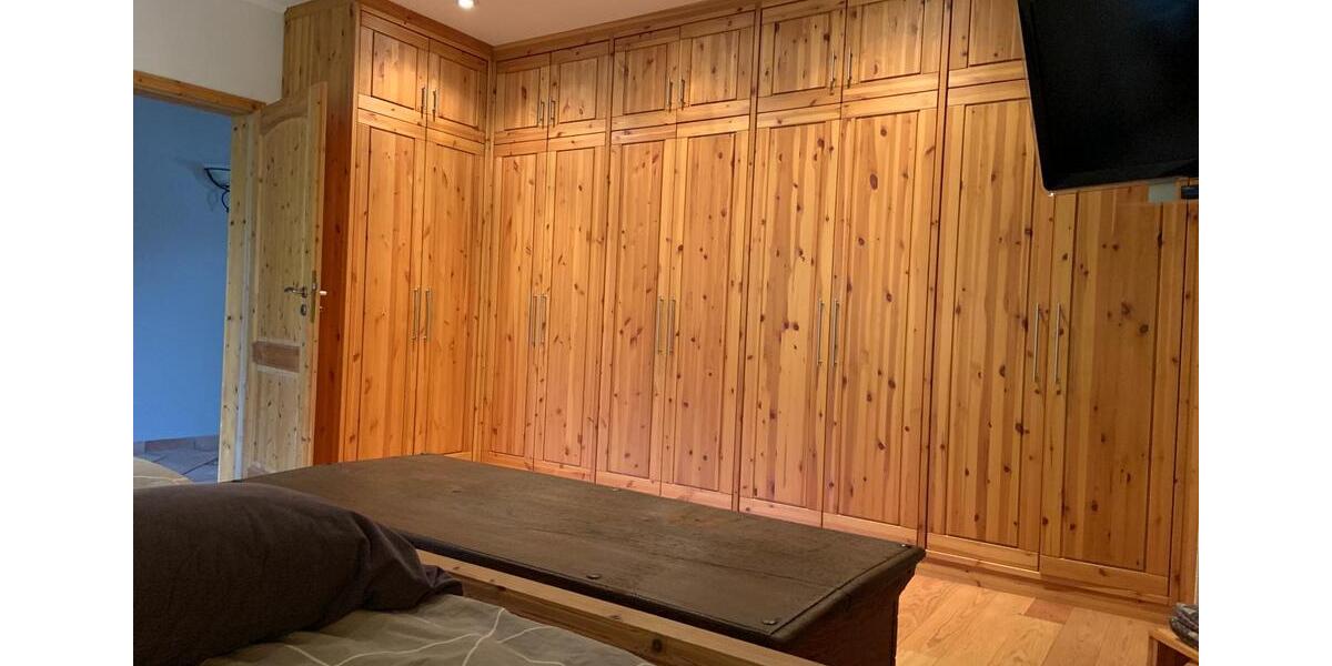 Dachgeschoßwohnung Kiel Elmschenhagen - 3 Zimmer, 115 m&sup2;, 1.250&euro; | Angebot:26137368