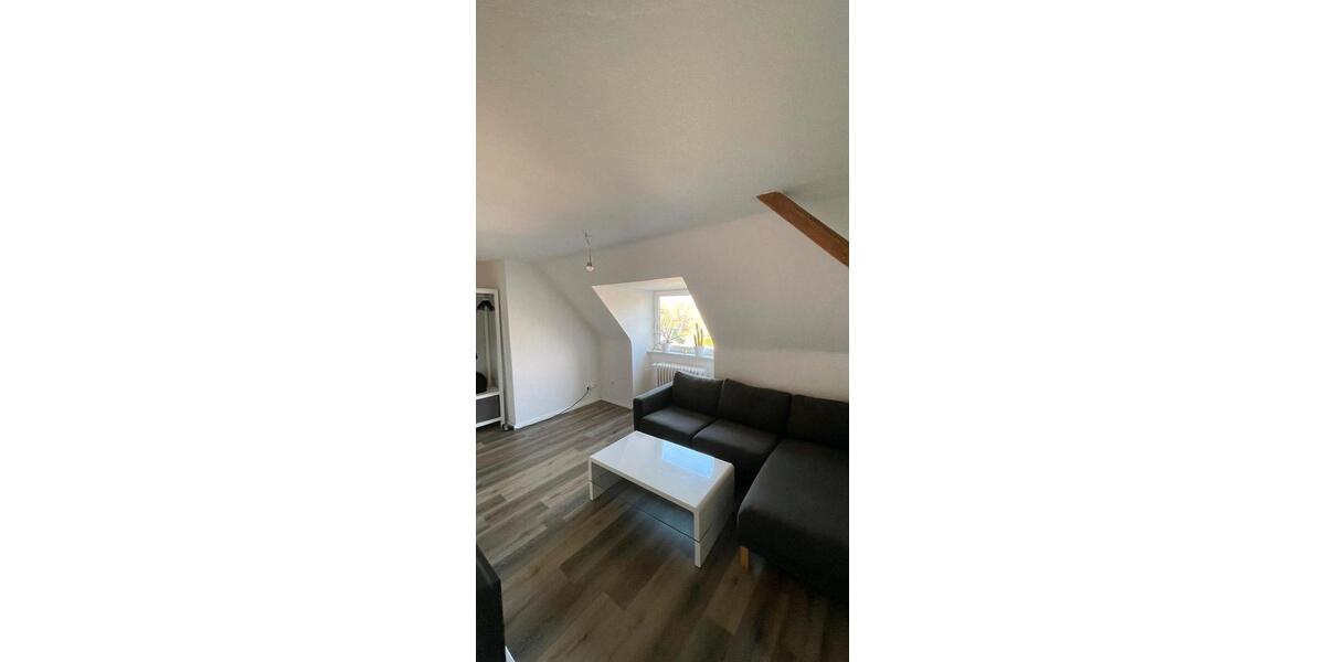 Dachgeschoßwohnung Kiel Friedrichsort - 3.5 Zimmer, 72 m&sup2;, 620&euro; | Angebot:26546957