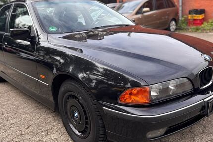 BMW 523 281.000 km 6.900 &euro; Kiel 24146