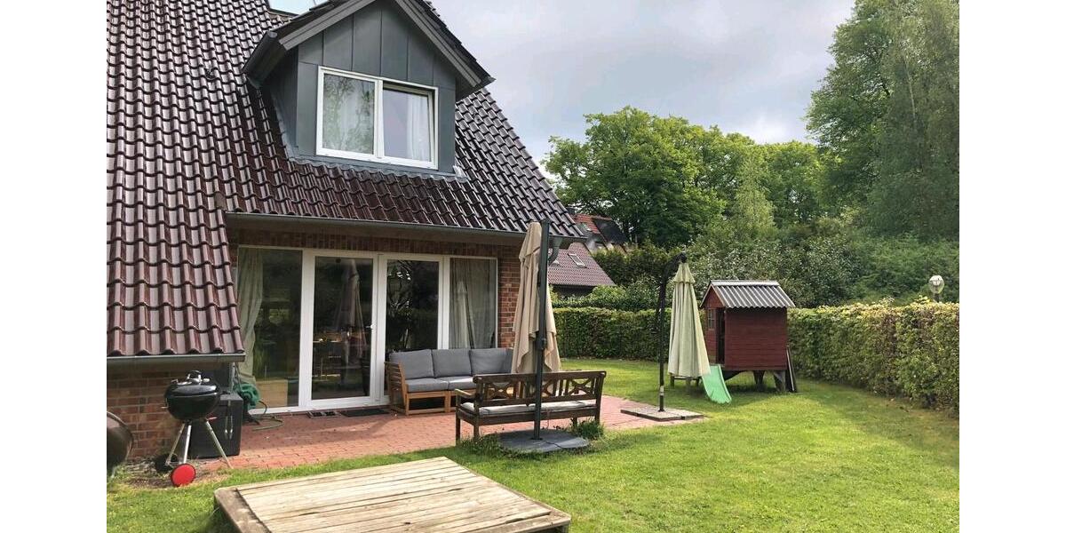 Reihenhaus Achterwehr - 5 Zimmer, 161 m&sup2;, 2.050&euro; | Angebot:26238659