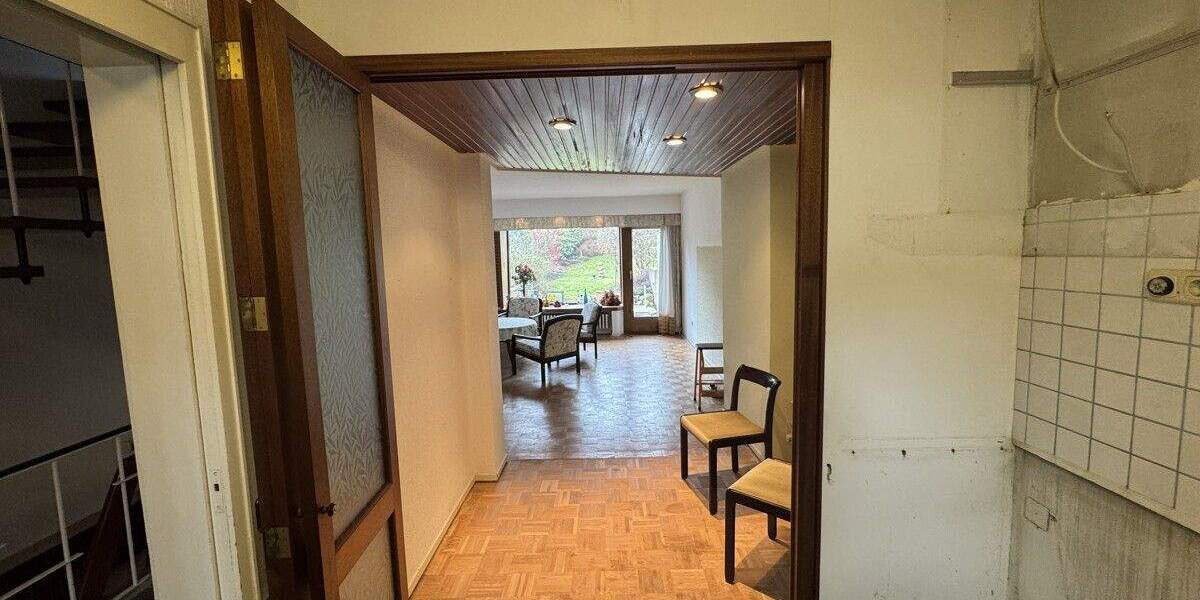 Reihenmittelhaus Kiel Hasseldieksdamm - 4 Zimmer, 103 m&sup2;, 299.000&euro; | Angebot:23935844