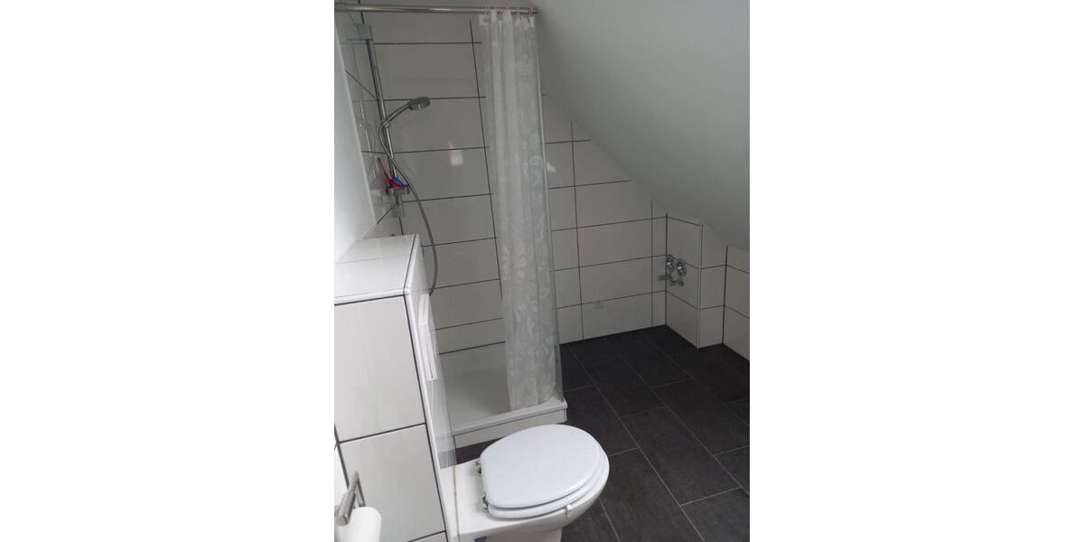 Dachgeschoßwohnung Büdelsdorf - 2 Zimmer, 38 m&sup2;, 478&euro; | Angebot:26399261