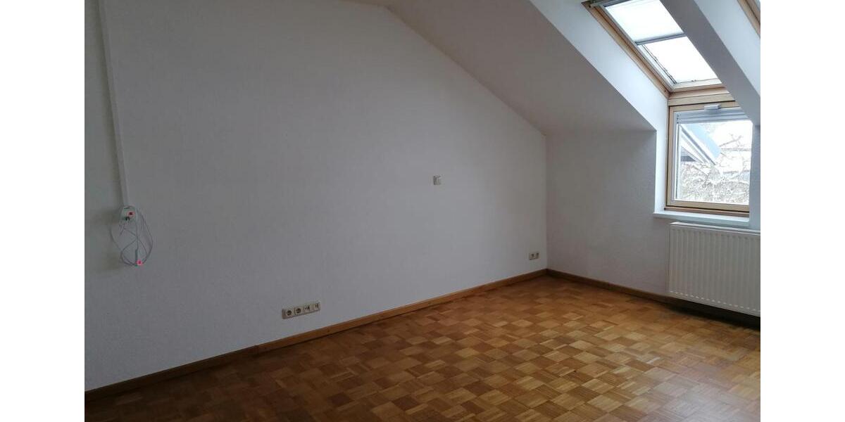 Dachgeschoßwohnung Warder - 2 Zimmer, 57 m&sup2;, 780&euro; | Angebot:24443704