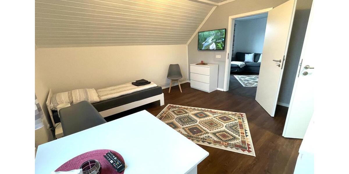 Dachgeschoßwohnung Tasdorf - 1 Zimmer, 40 m&sup2;, 89&euro; | Angebot:25234227