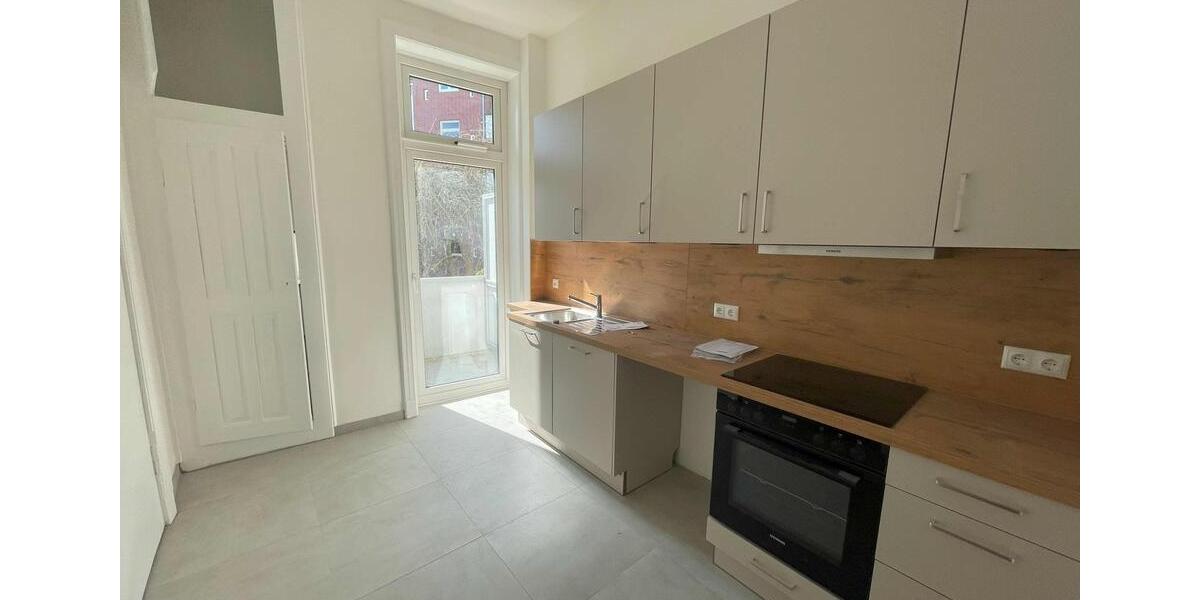 Etagenwohnung Kiel Blücherplatz - 3.5 Zimmer, 85 m&sup2;, 1.765&euro; | Angebot:26084303