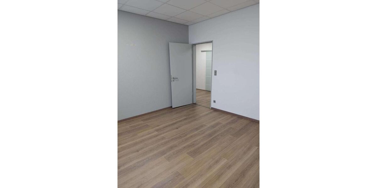 Gewerbeobjekt Neumünster - 1.130&euro; | Angebot:23682302