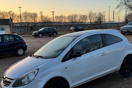Opel Corsa 157.000 km 2.200 &euro; Kiel 24149