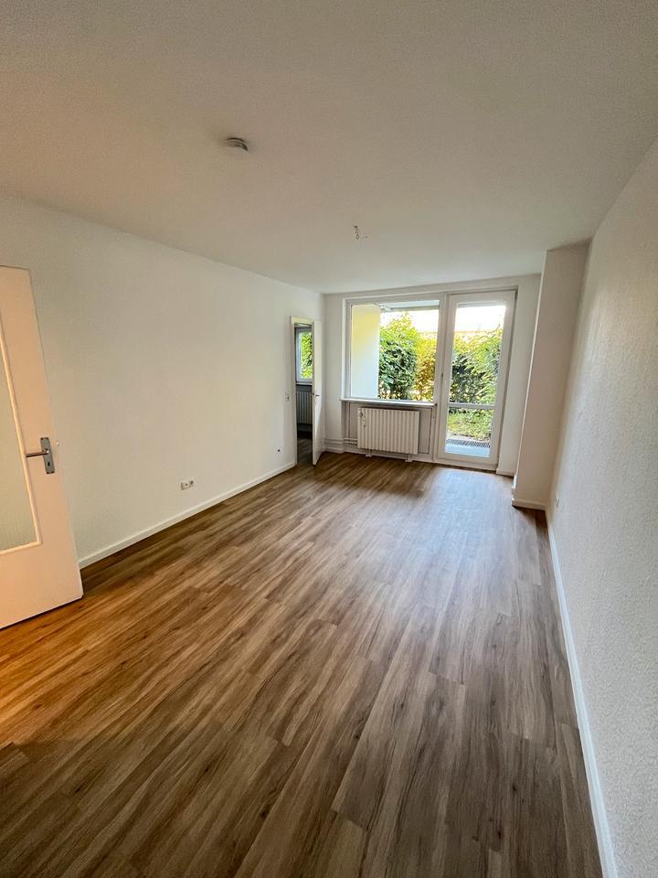 Kleine Erdgeschosswohnung mit Terrasse! zimmer