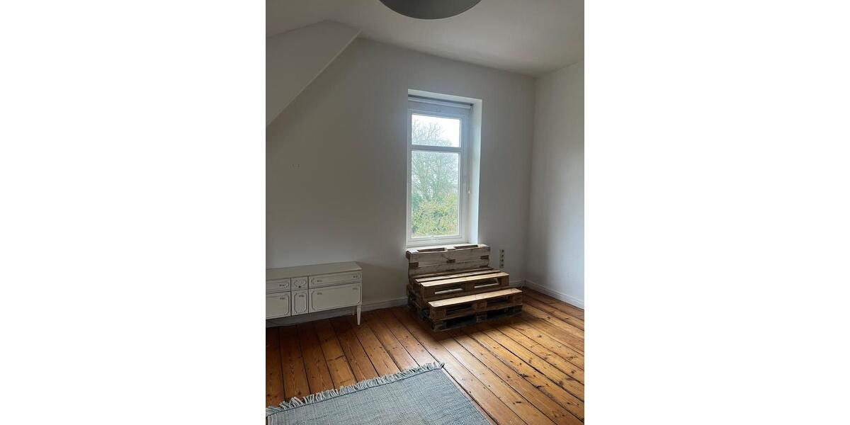 Etagenwohnung Wankendorf - 2 Zimmer, 180 m&sup2;, 600&euro; | Angebot:26495435