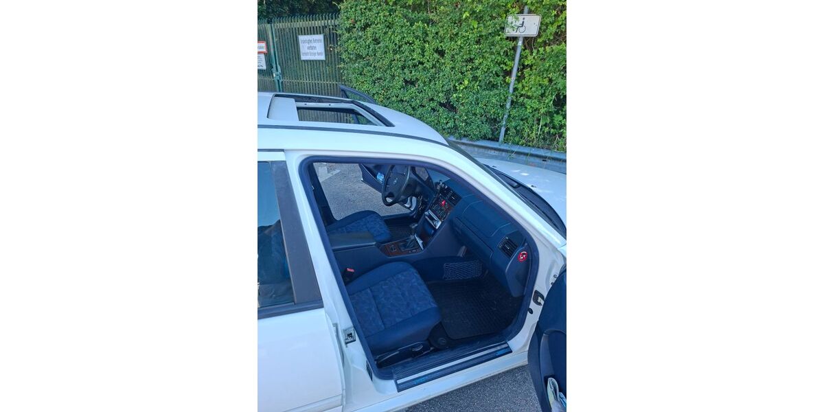 Mercedes-Benz C 180 145.000 km 3.000 &euro; Laboe 24236