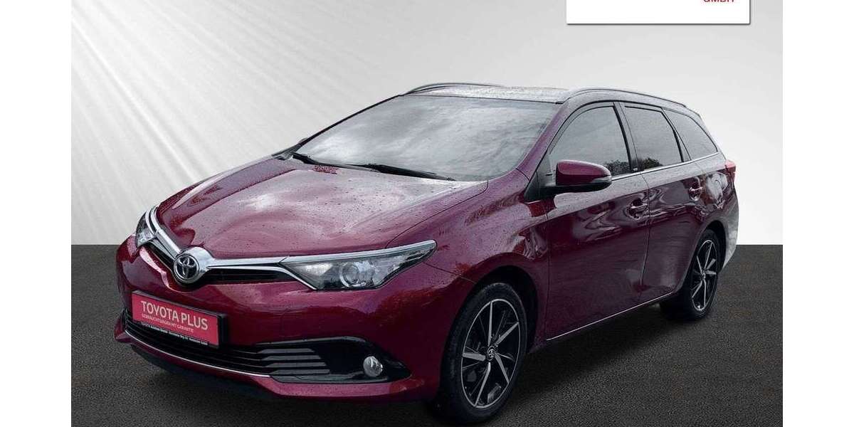 Toyota Auris 99.300 km 12.450 € Neumünster-Einfeld 24536