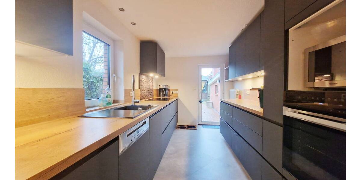 Doppelhaushälfte Büdelsdorf - 5 Zimmer, 144 m&sup2;, 330.000&euro; | Angebot:26247278