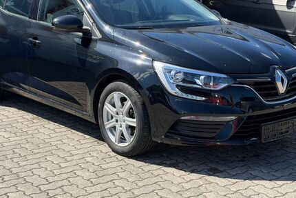 Renault Megane 51.257 km 9.990 &euro; Neumünster 24539