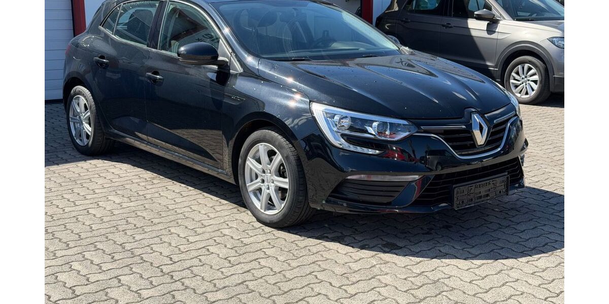 Renault Megane 51.257 km 9.990 &euro; Neumünster 24539
