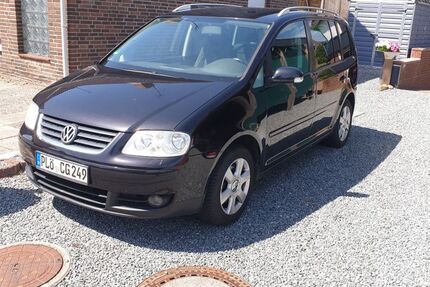 VW Touran 278.356 km 1.950 &euro; Barsbek 24217