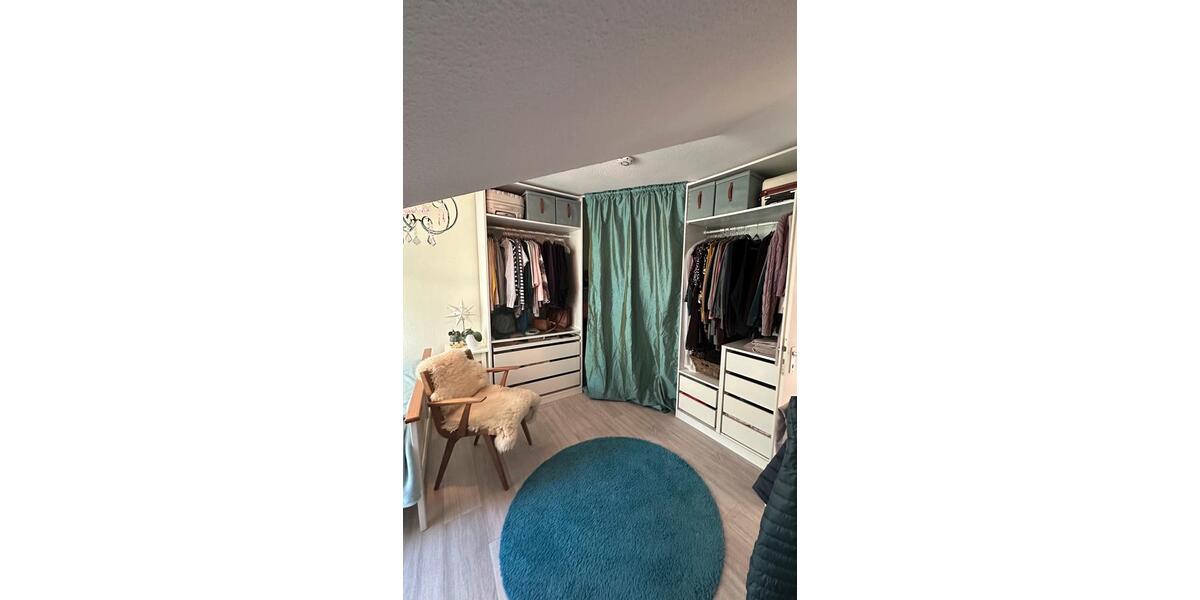 Dachgeschoßwohnung Kiel Wik - 2 Zimmer, 67 m&sup2;, 375.000&euro; | Angebot:26833040