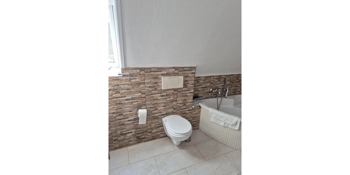 Einfamilienhaus Bordesholm - 4 Zimmer, 135 m&sup2;, 1.650&euro; | Angebot:26340954