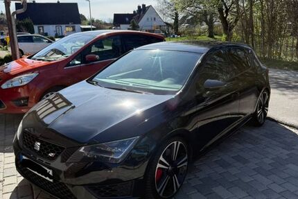 Seat Leon 166.000 km 14.999 &euro; Kiel 24107