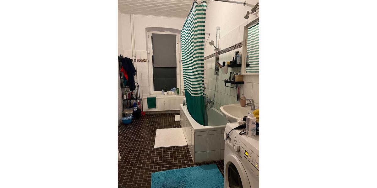 Charmante Altbauwohnung zentral in Kiel 4 zimmer