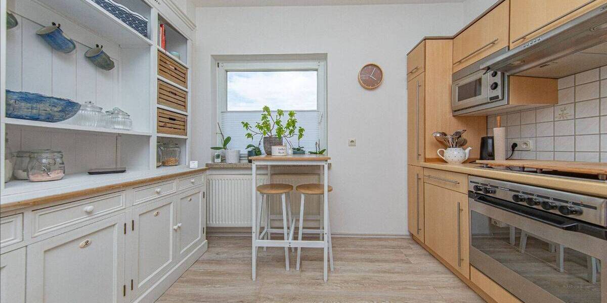 Mehrfamilienhaus, Wohnhaus Büdelsdorf - 7 Zimmer, 268 m&sup2;, 379.000&euro; | Angebot:26585387