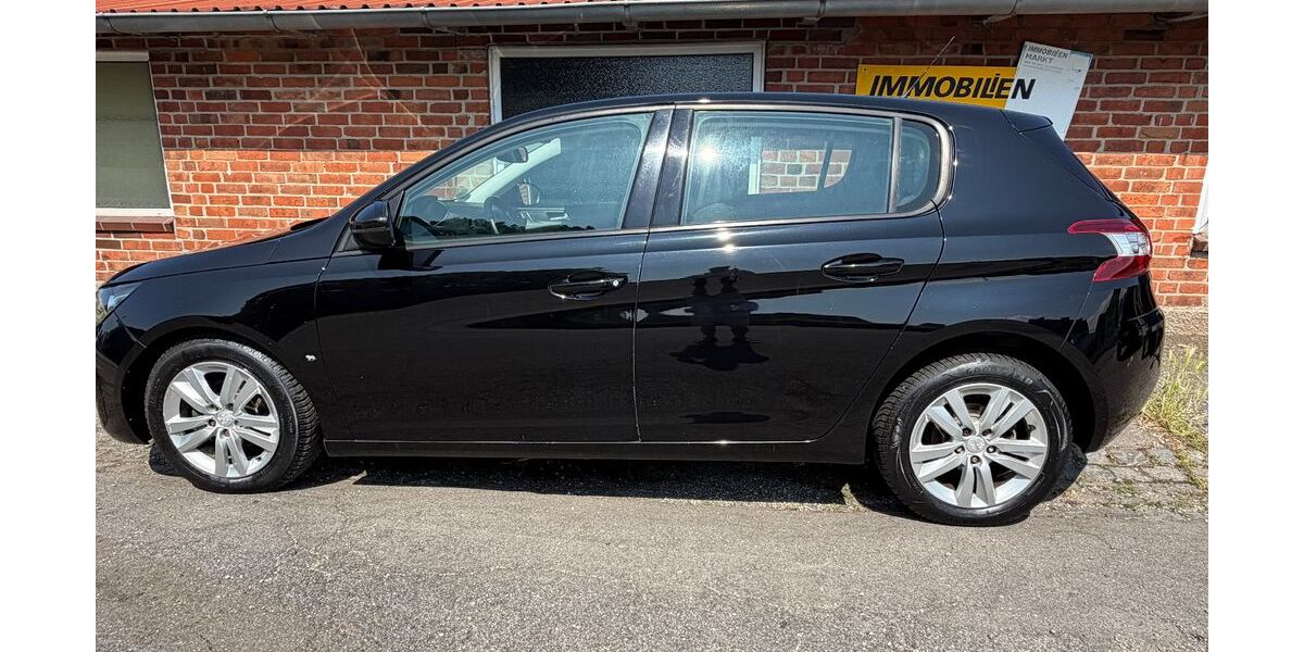 Peugeot 308 127.000 km 4.999 &euro; Kiel 24113