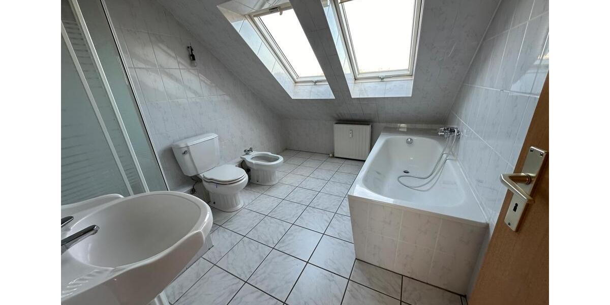 Dachgeschoßwohnung Neumünster - 1 Zimmer, 46 m&sup2;, 620&euro; | Angebot:25171691