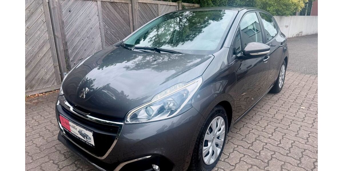 Peugeot 208 137.000 km 6.400 &euro; Neumünster 24536