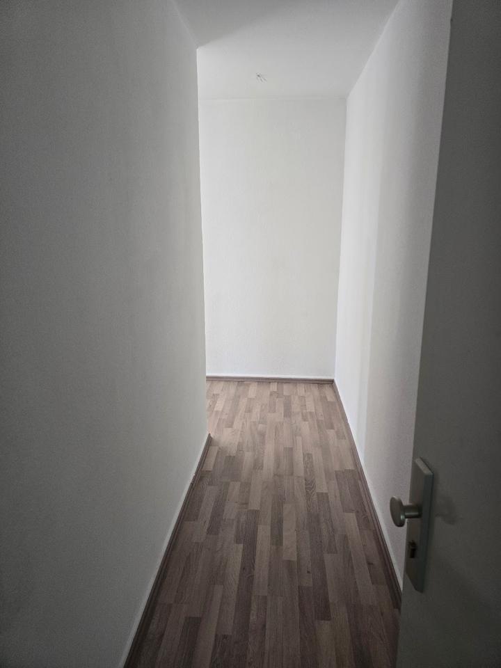 Großzügige 3-Zimmer-Wohnung ca. 83,10m² mit Loggia und Einbauküche