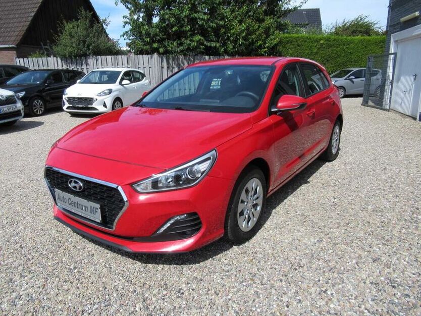i30