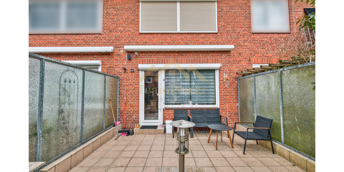 Bezahlbarer Familientram! Koffer packen und direkt einziehen! - Reihenmittelhaus Neumünster Böcklersiedlung | Angebot:25365888