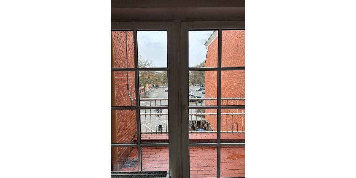 Etagenwohnung Neumünster - 2 Zimmer, 70 m&sup2;, 1.120&euro; | Angebot:26477413