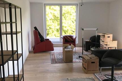 Wohnung Kiel Südfriedhof - 2 Zimmer, 72 m&sup2;, 1.350&euro; | Angebot:25161940