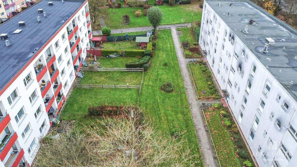 Ihre Chance in Kiel-Mettenhof: Renovierungsbedürftige 3-Zimmer Wohnung mit Südbalkon 3 zimmer