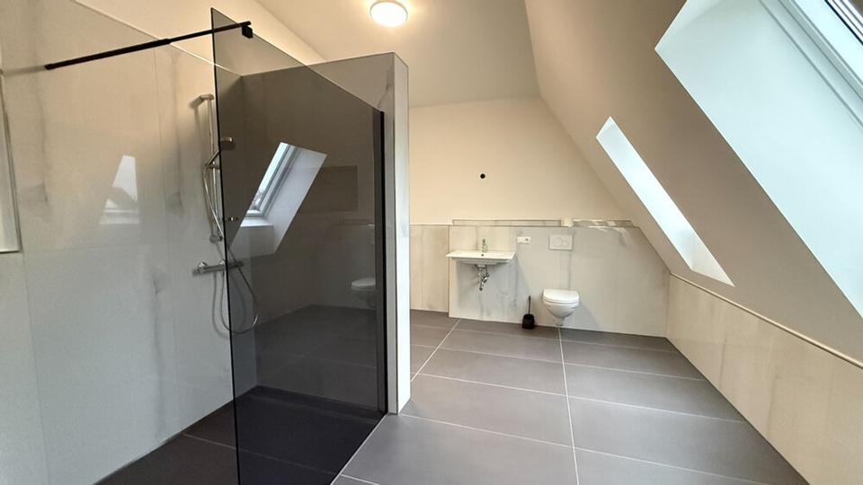 Dachgeschoßwohnung Kiel Friedrichsort - 3 Zimmer, 98 m&sup2;, 1.900&euro; | Angebot:25961716