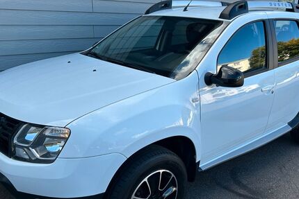 Dacia Duster 242.397 km 7.450 &euro; Neumünster 24536