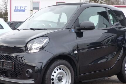 Smart ForTwo 8.876 km 9.480 € Neumünster 24539