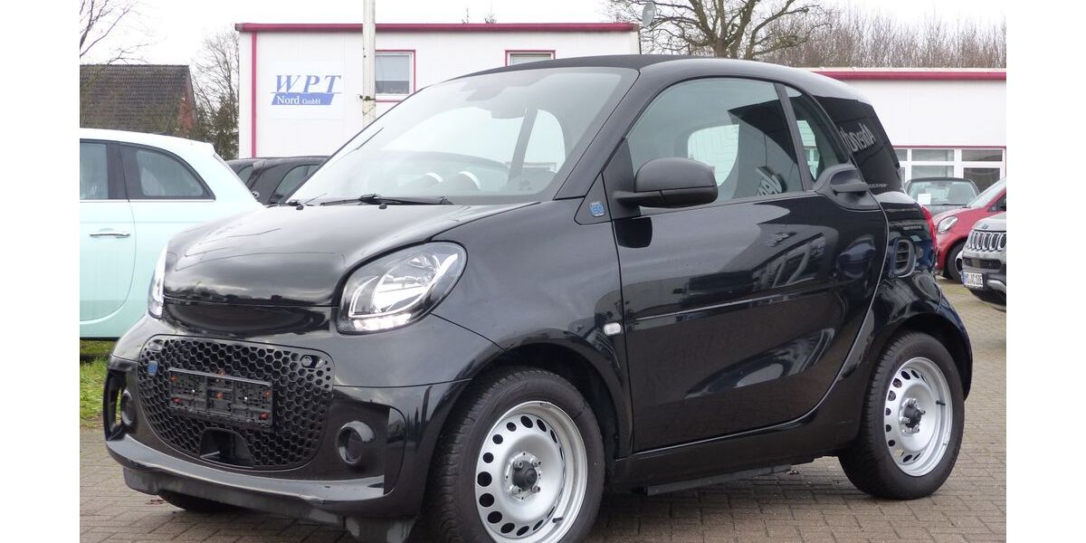 Smart ForTwo 8.876 km 9.480 € Neumünster 24539