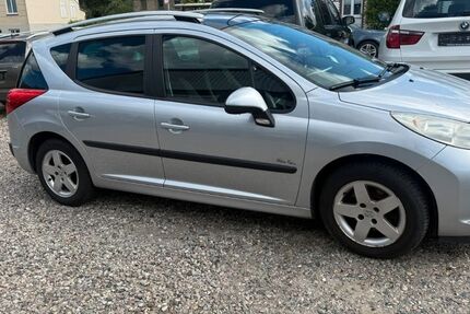 Peugeot 207 96.800 km 2.000 &euro; Kiel 24159