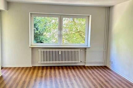 Wohnung Kiel Neumühlen-Dietrichsdorf - 2 Zimmer, 69 m&sup2;, 679&euro; | Angebot:26806619