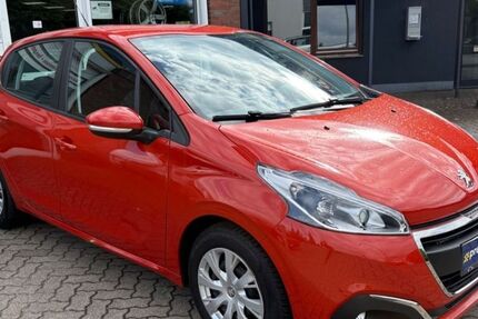 Peugeot 208 38.440 km 7.990 &euro; Neumünster 24536
